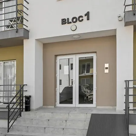My Home Is Your Home Bucharest Exterior photo